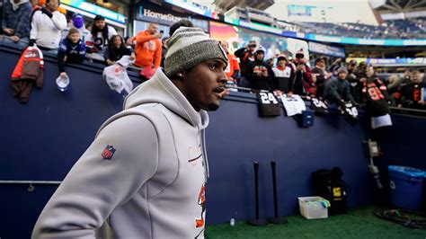 Browns QB Deshaun Watson back at practice from shoulder injury, starter for Cardinals game unclear